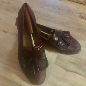 Santoni Vintage Men's Burgundy Tassel Leather Loafers - 11